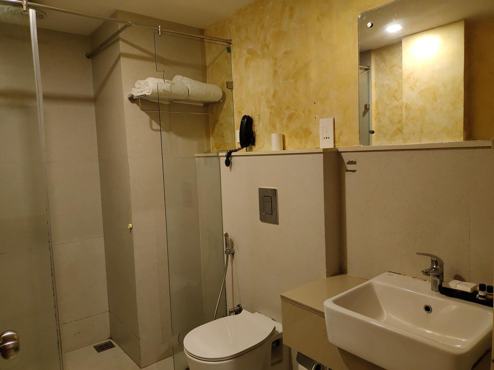 Hotel Indriya Wayanad Kalpetta Bagian luar foto